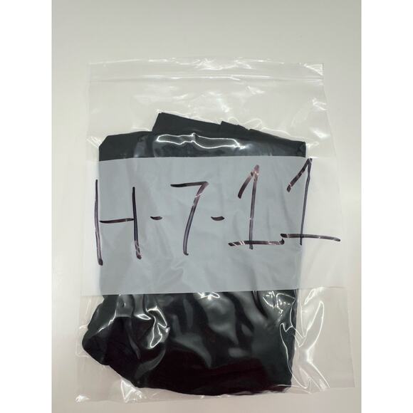 Star Wars Disney Mens Shirt Medium Blak Graphic Short Sleeve NWTs Darth Vader - Picture 13 of 13